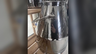 आपके लिए OEM स्टेनलेस स्टील मिल्किंग मशीन बाल्टी पेश करें