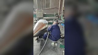 बोविनक्स में, प्रत्येक स्टेनलेस स्टील घटक शिल्प कौशल की एक कहानी बताता है