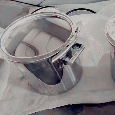 अच्छी कीमत Stainless steel drum 30l 100l 200l 205l 210l 35gallon 55gallon for cheese fustiolive oil food grade open head with drain sale ऑनलाइन