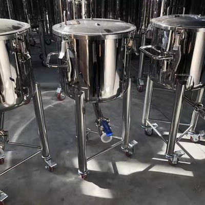 अच्छी कीमत custom made Water Stainless Steel Storage Tank With Wheels ऑनलाइन